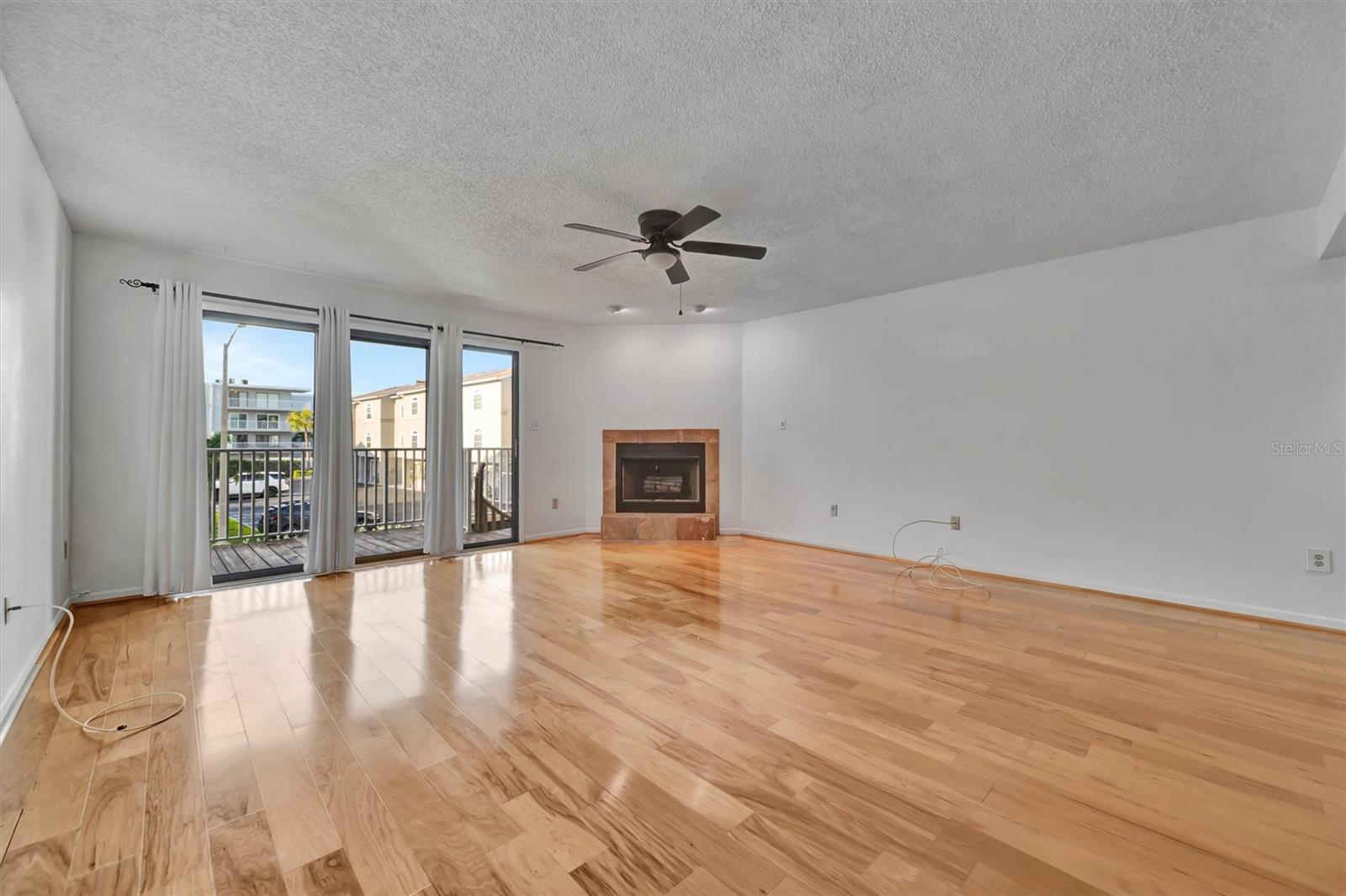 745 PINELLAS BAYWAY S 107