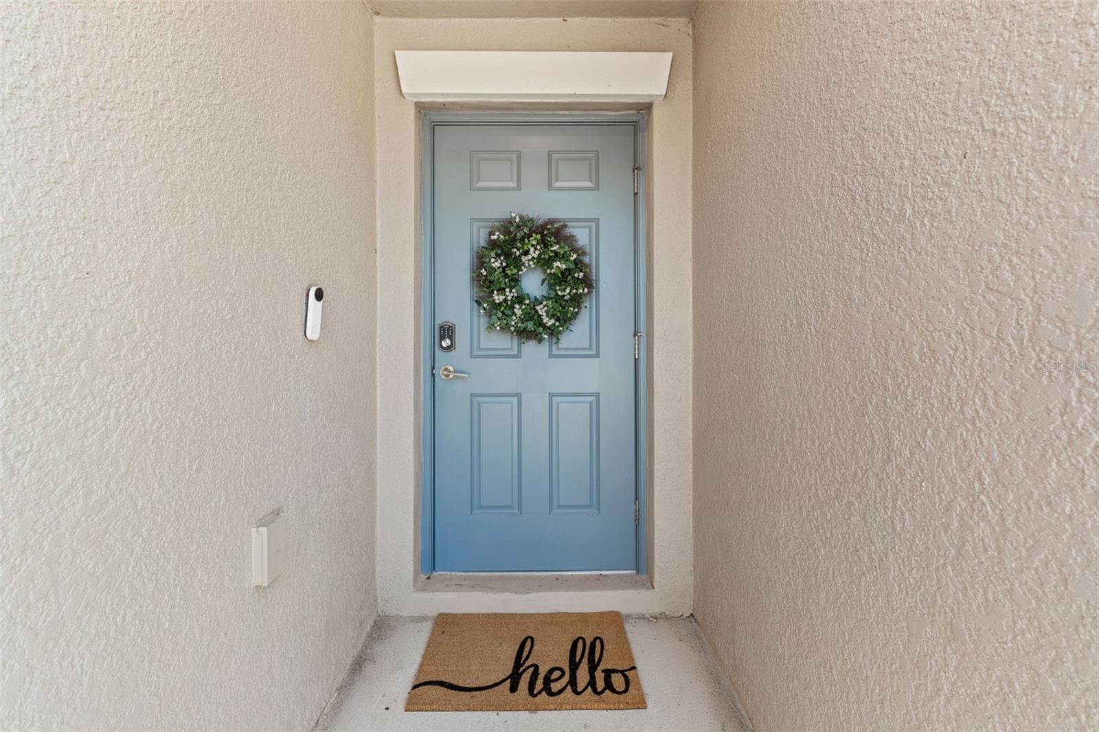 6494 BEVERLY HILLS DRIVE