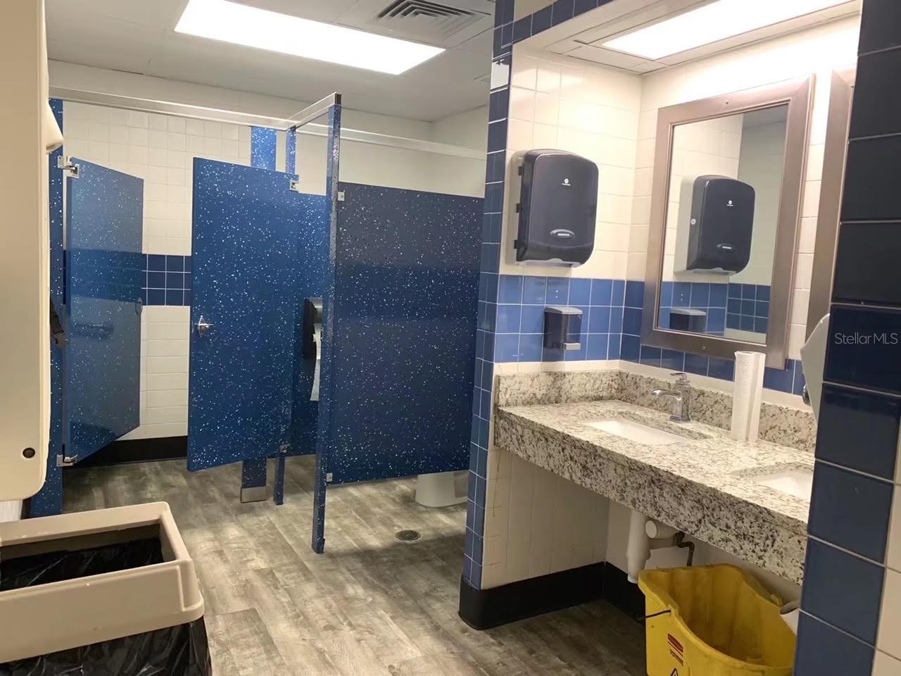 KISSIMMEE EXECUTIVE PARK - Commercial Sale