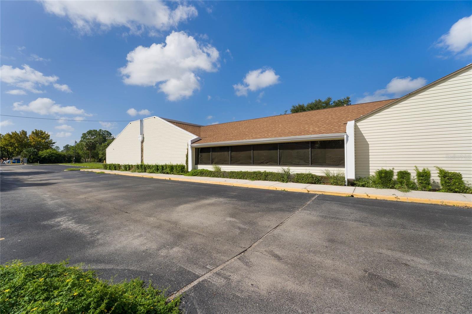 KISSIMMEE EXECUTIVE PARK - Commercial Sale