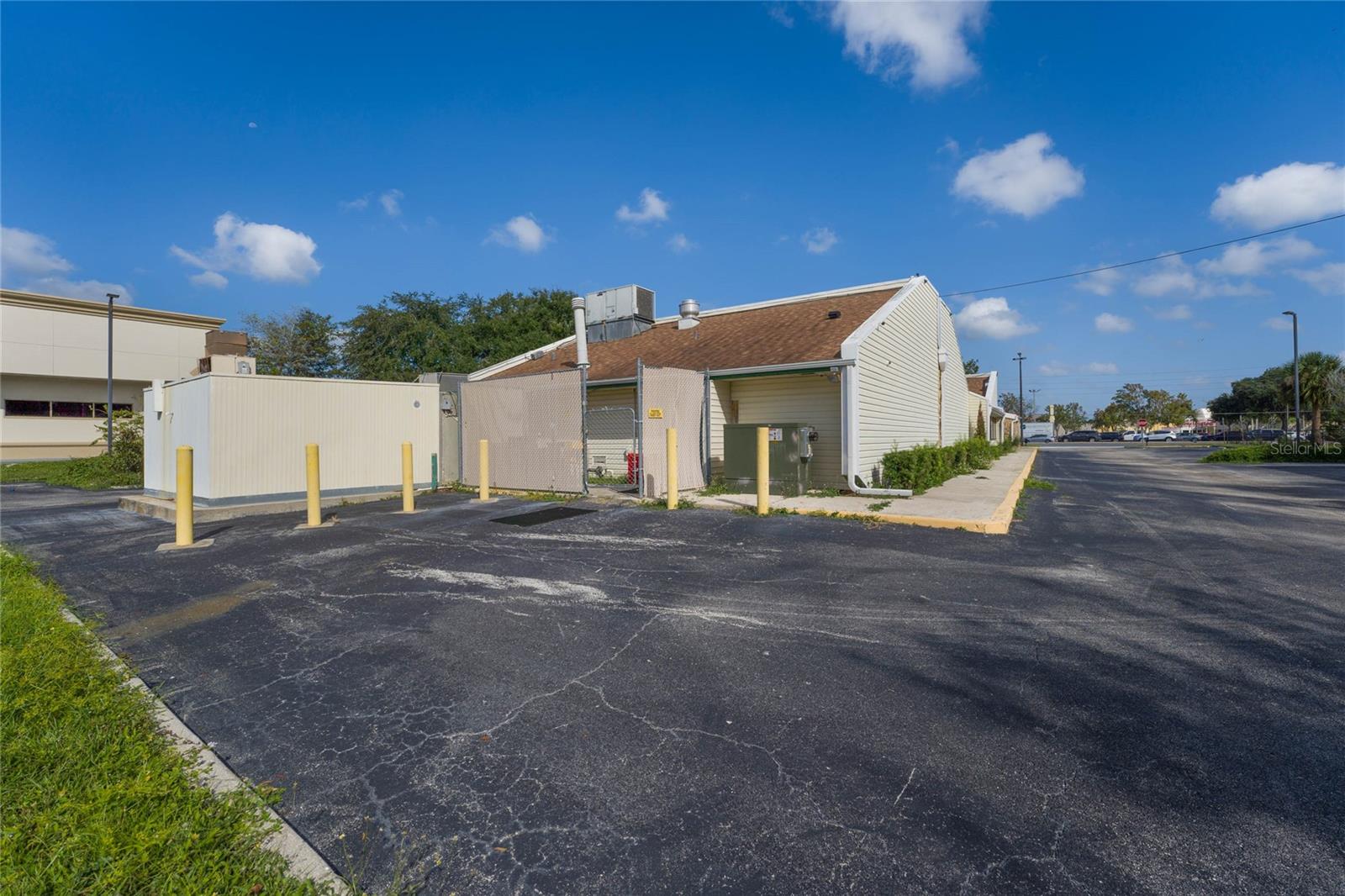 KISSIMMEE EXECUTIVE PARK - Commercial Sale