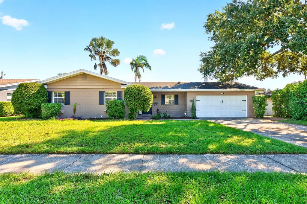 Photo of 4509 Blonigen Avenue, Orlando, FL 32812 (MLS # O6453053)
