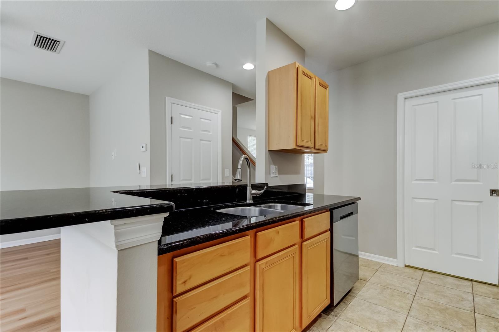 WESTCHASE SEC 325A - Residential Lease