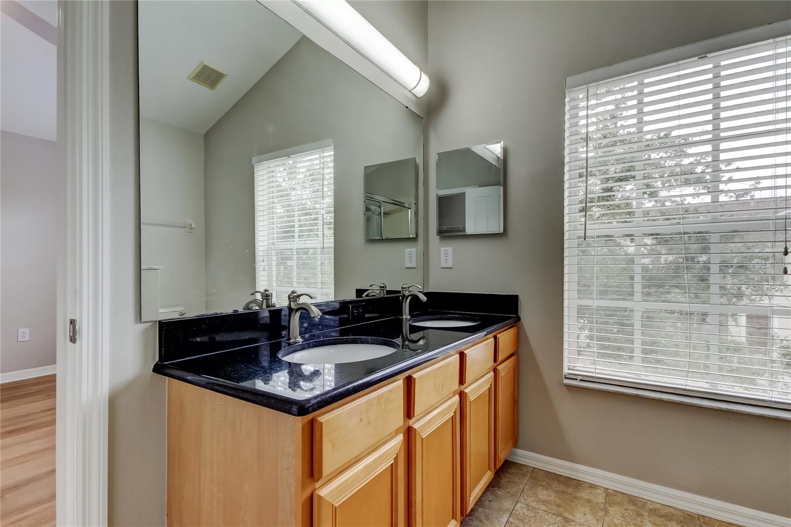 WESTCHASE SEC 325A - Residential Lease