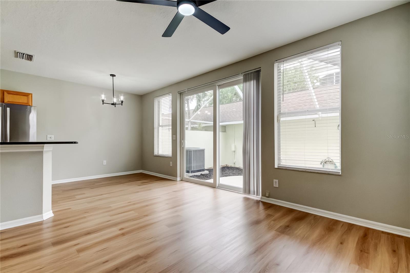 WESTCHASE SEC 325A - Residential Lease