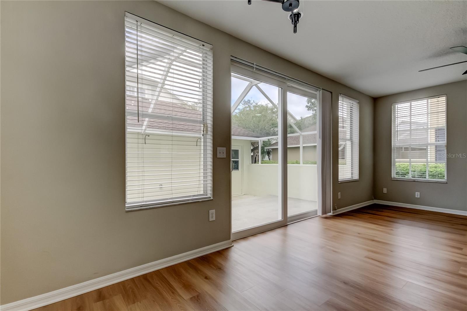 WESTCHASE SEC 325A - Residential Lease