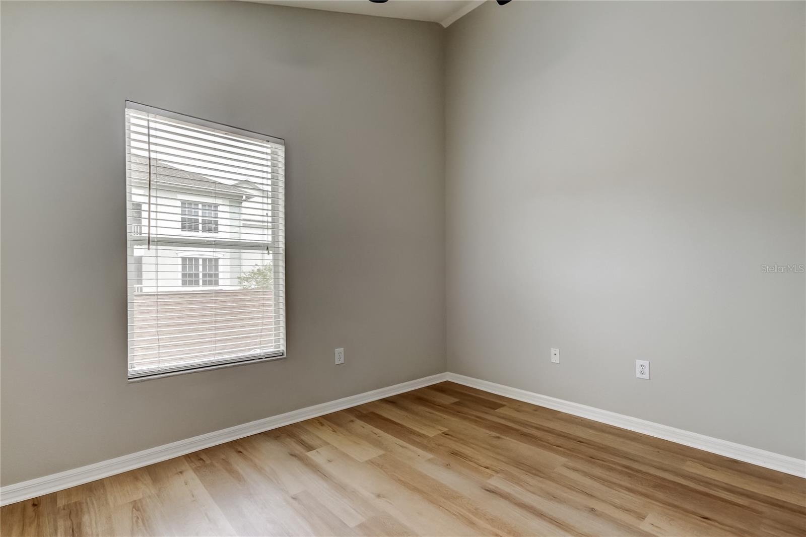 WESTCHASE SEC 325A - Residential Lease