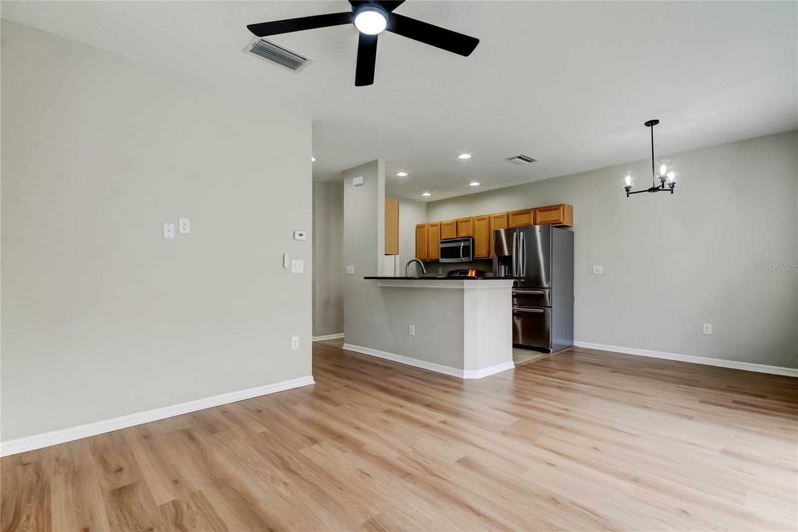 WESTCHASE SEC 325A - Residential Lease