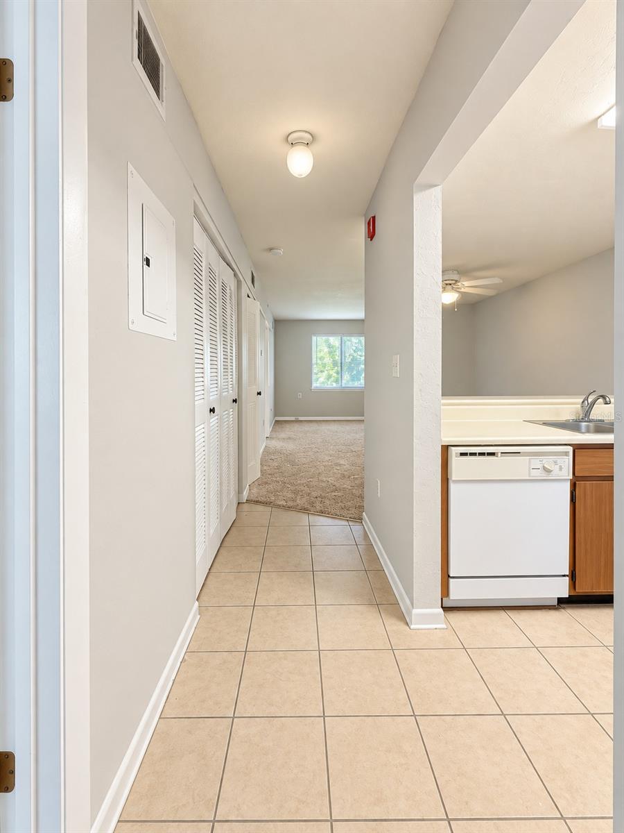 111 SE 16TH AVENUE O206