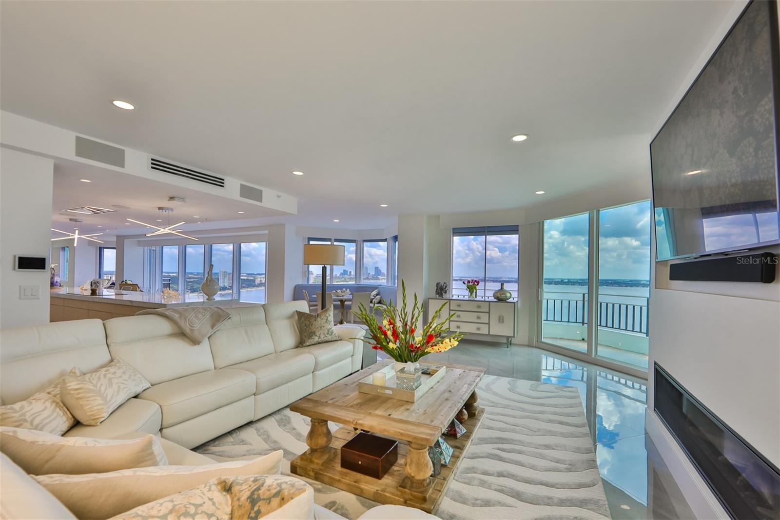 BAYSHORE REGENCY A CONDO - Residential