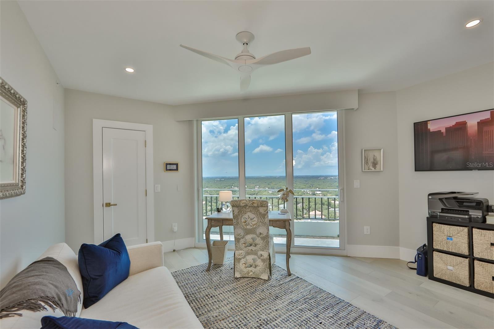 BAYSHORE REGENCY A CONDO - Residential