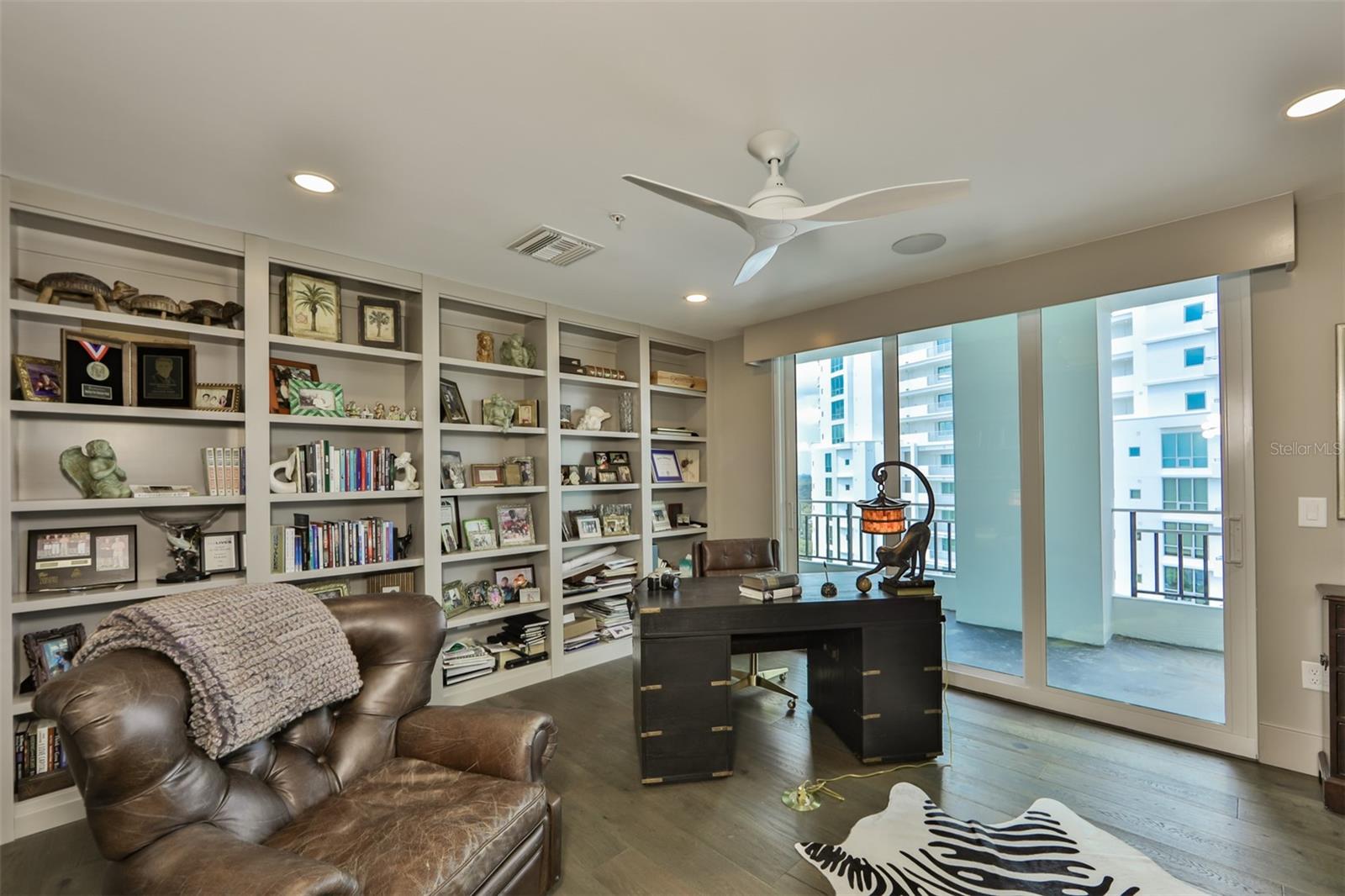 BAYSHORE REGENCY A CONDO - Residential