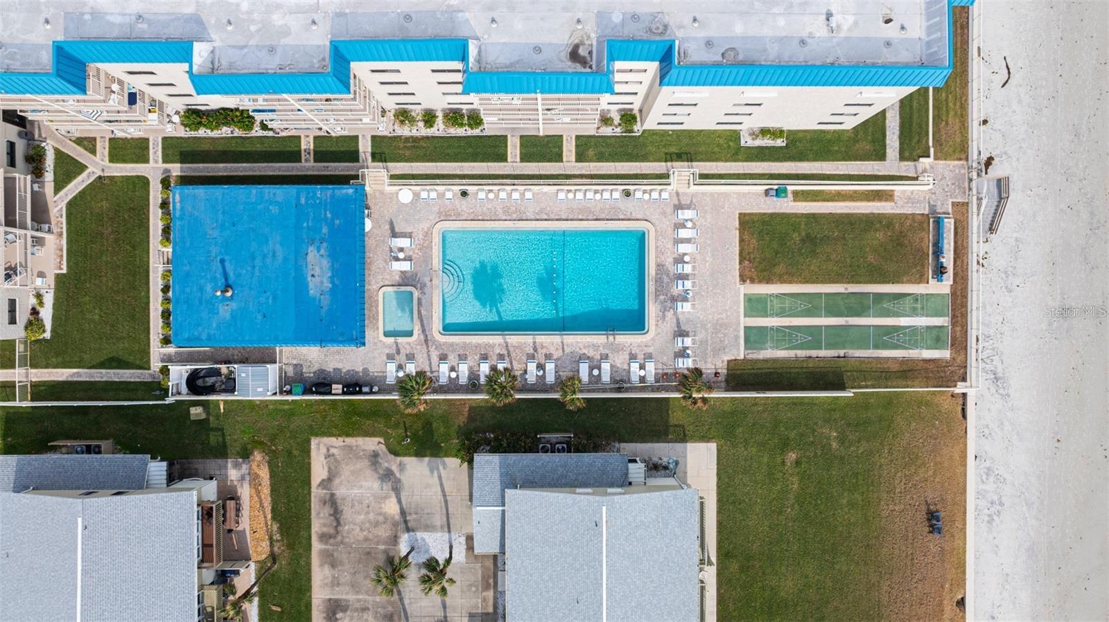 HACIENDA DEL SOL CONDO - Residential