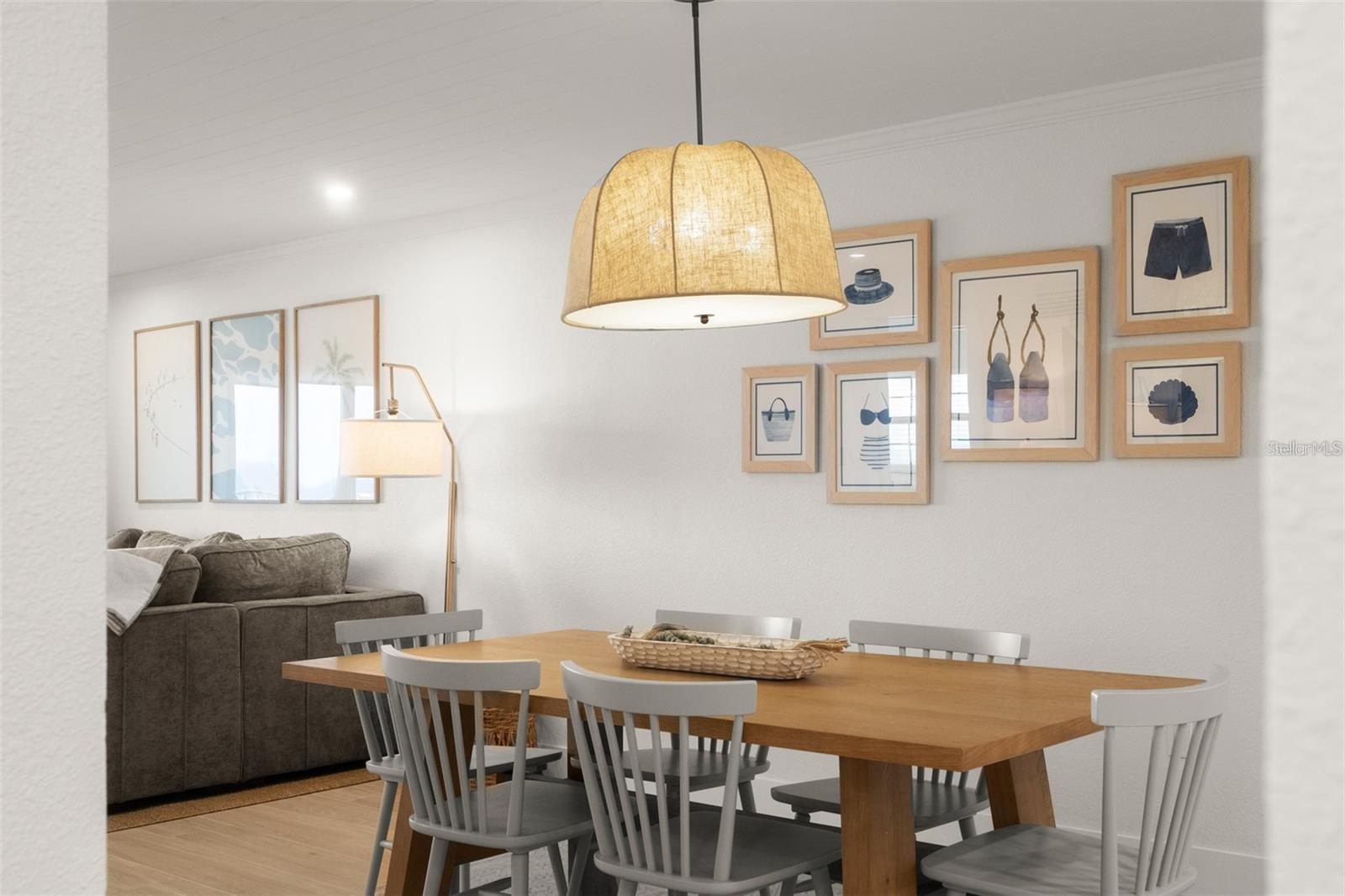 HACIENDA DEL SOL CONDO - Residential