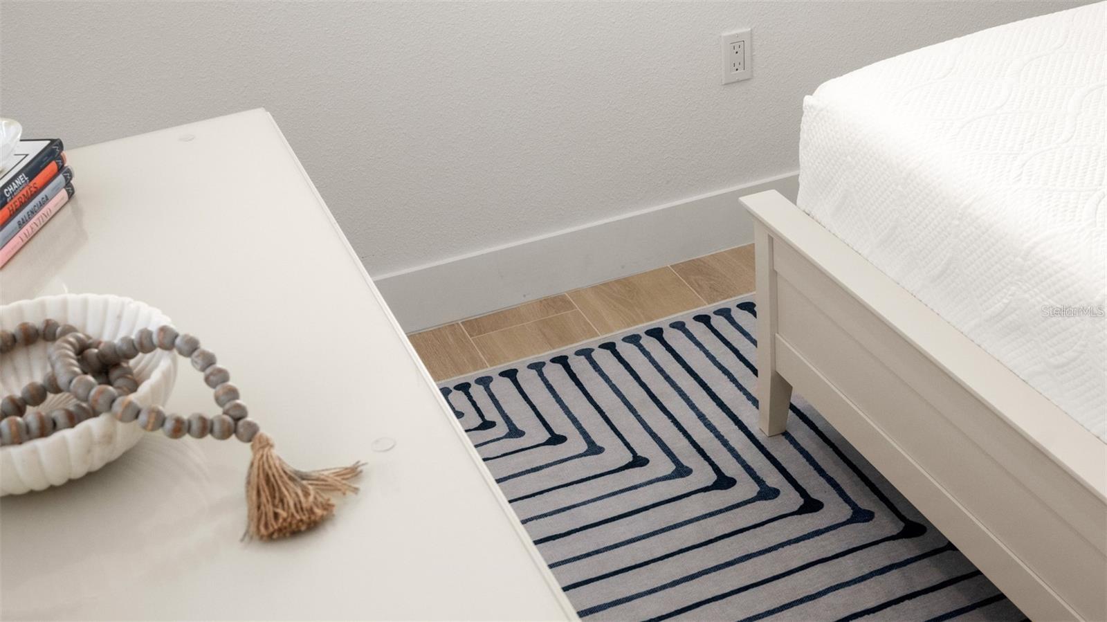 HACIENDA DEL SOL CONDO - Residential