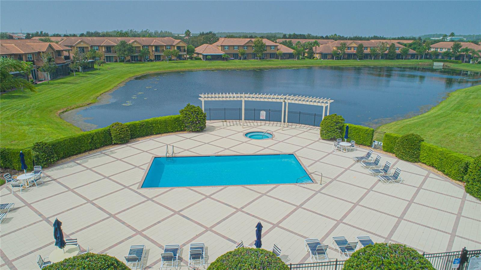 EAGLE CREEK VILLAGE - Residential Lease