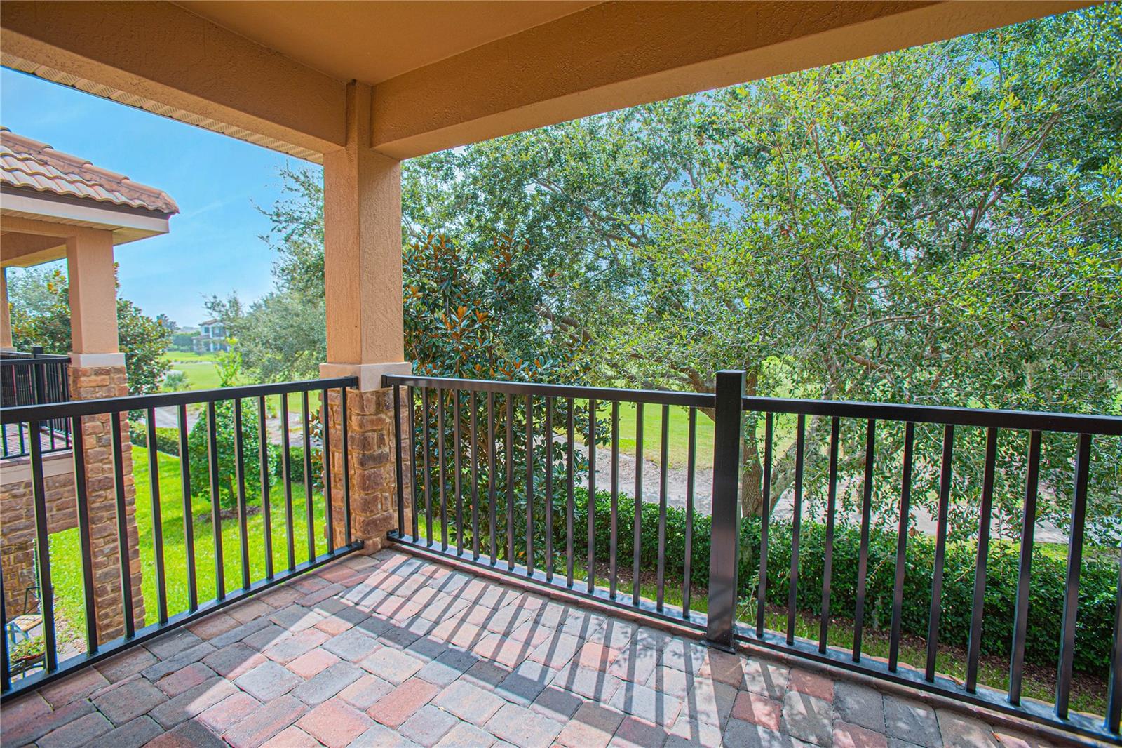 EAGLE CREEK VILLAGE - Residential Lease