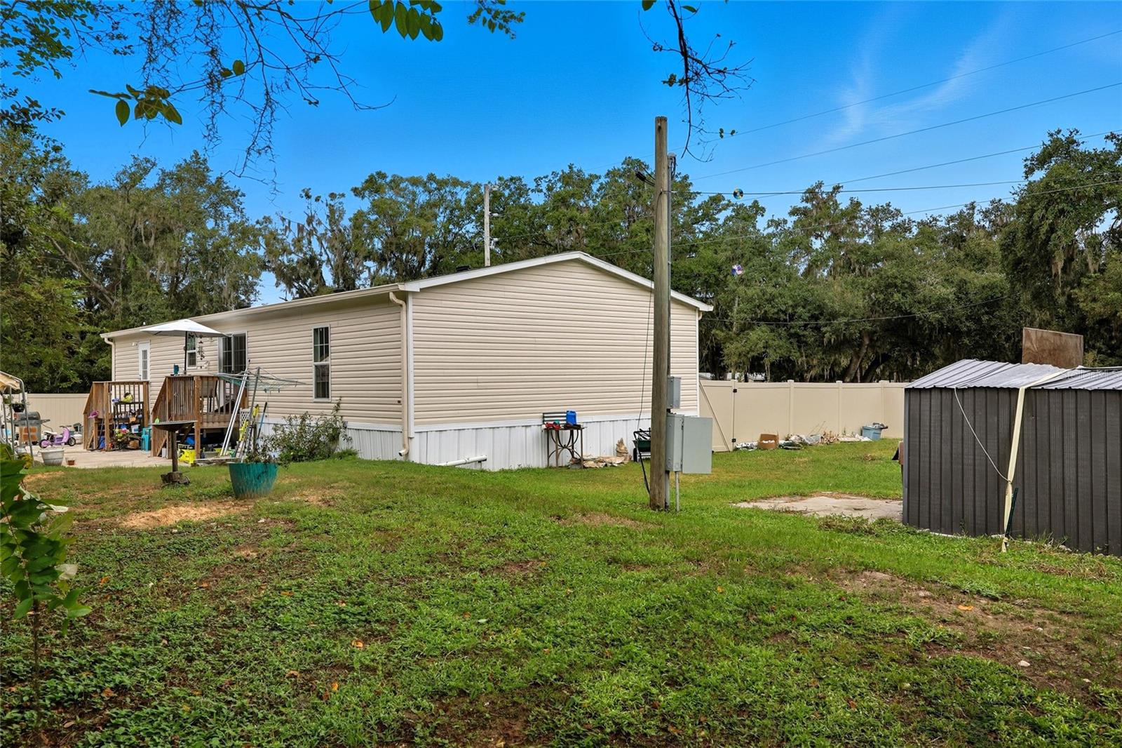 TOWN OF CRYSTAL SPRINGS - Residential