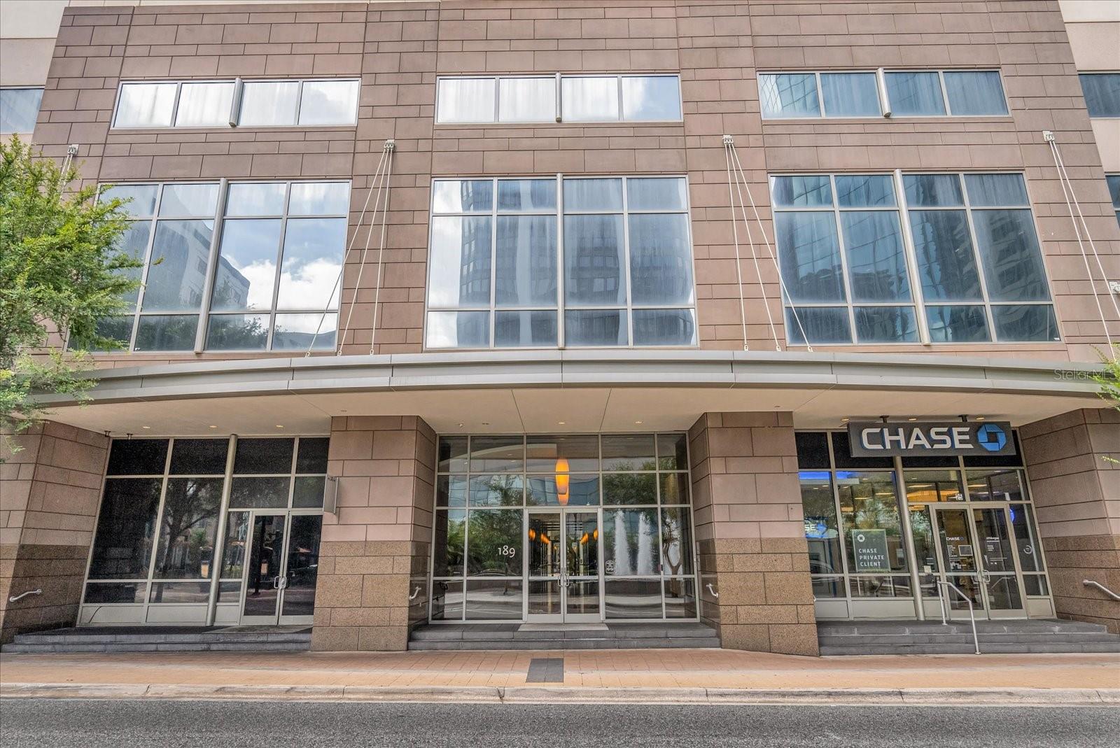 PLAZA SOUTH TOWER COML CONDO - Commercial Lease