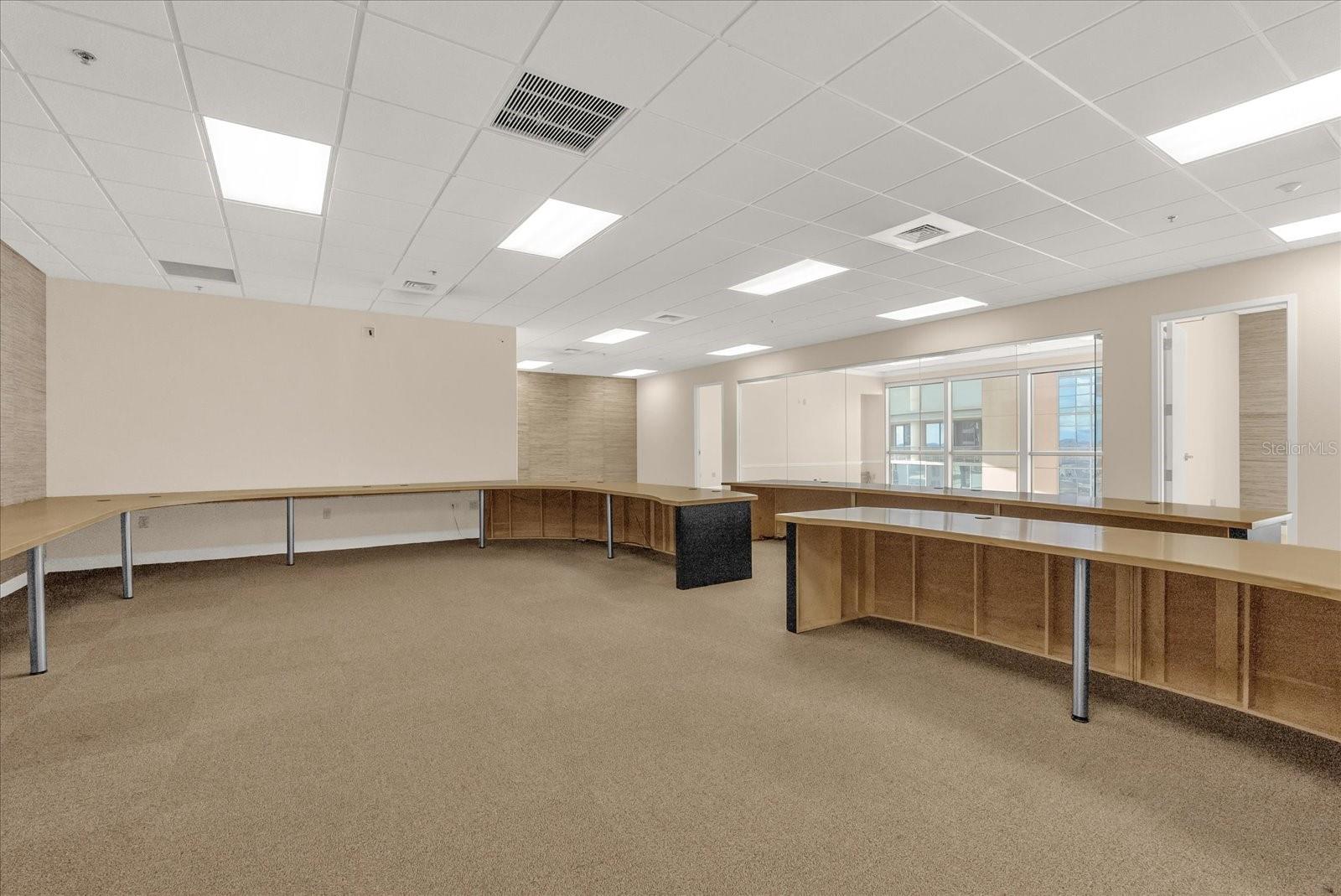 PLAZA SOUTH TOWER COML CONDO - Commercial Lease