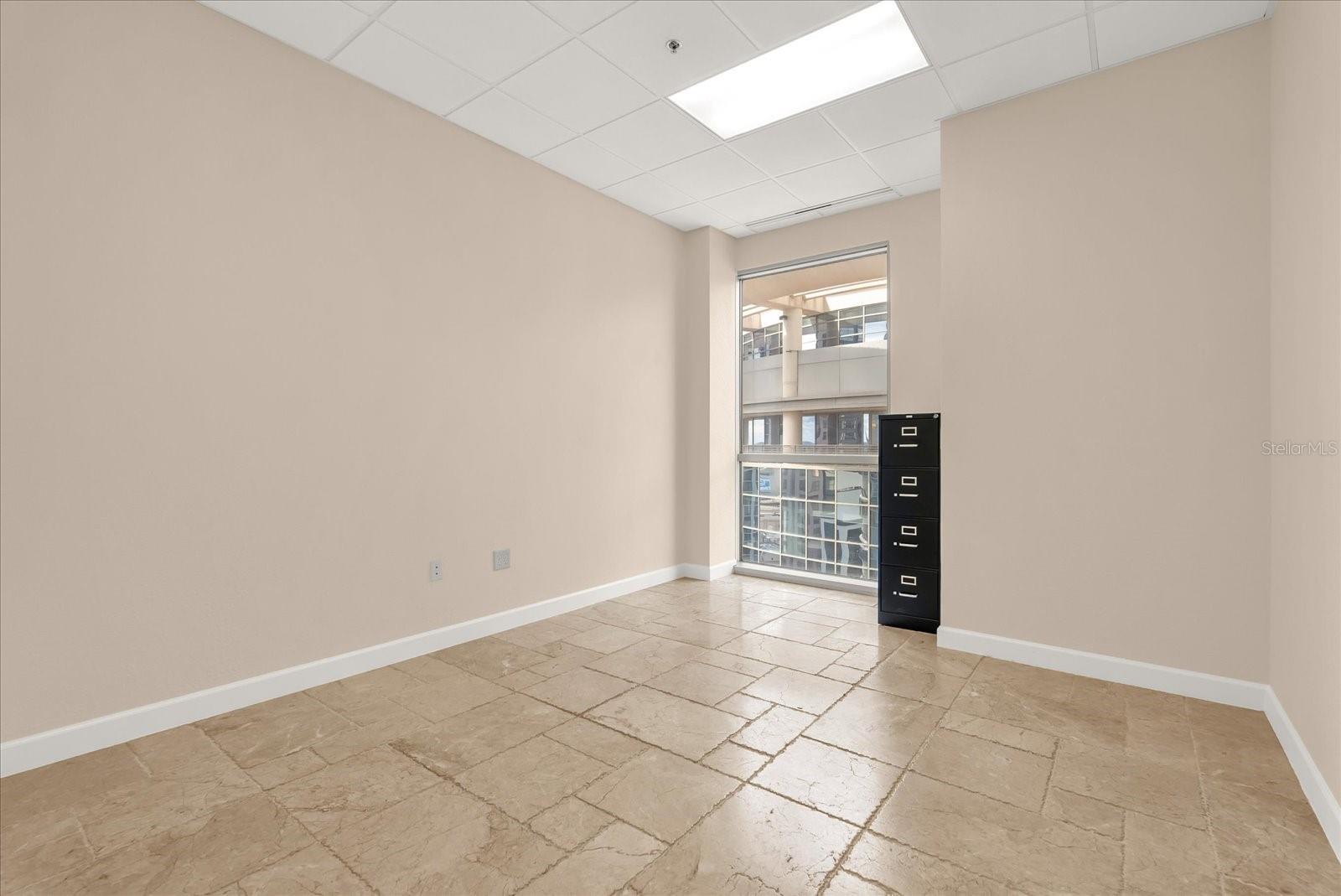 PLAZA SOUTH TOWER COML CONDO - Commercial Lease