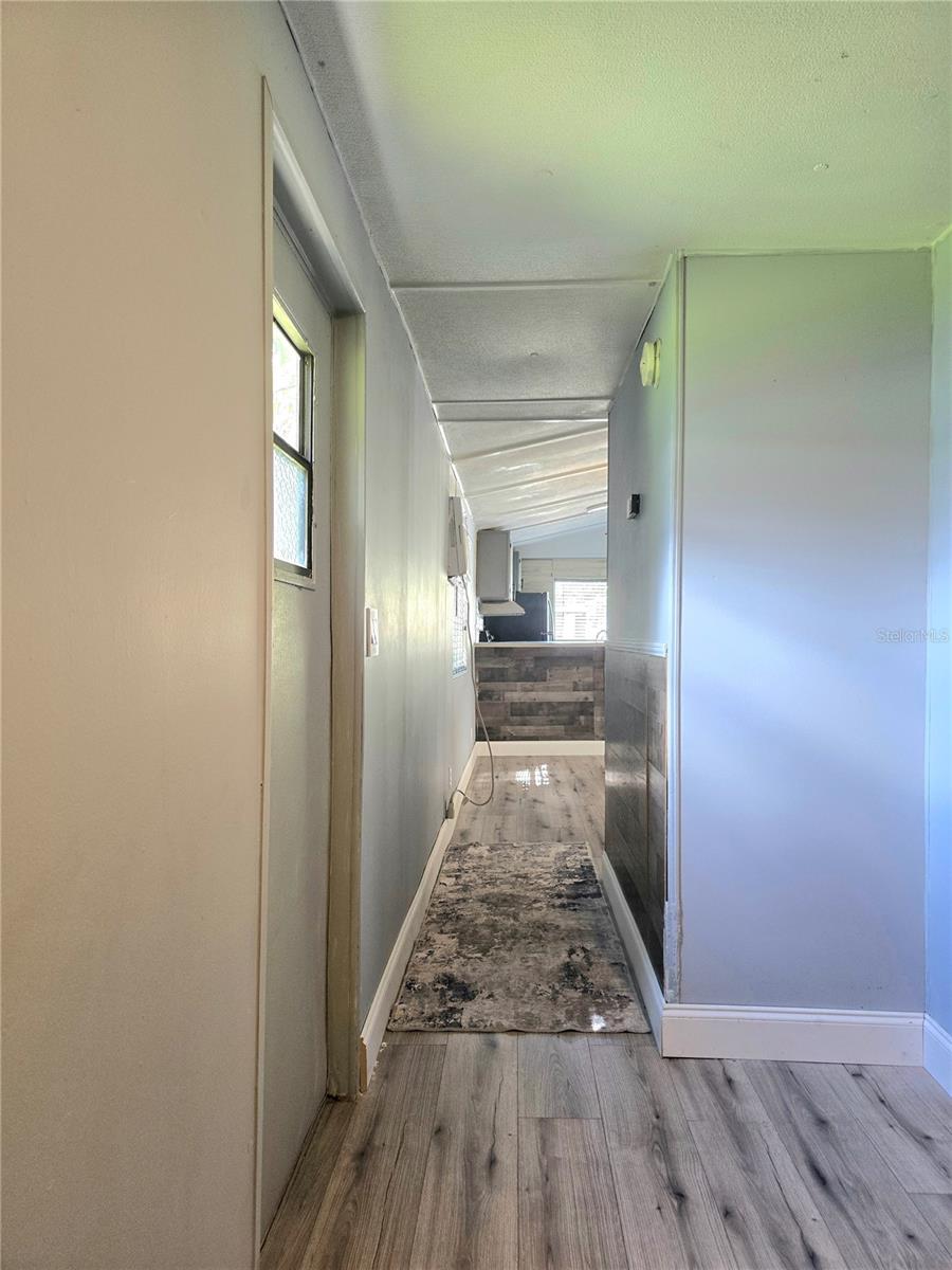 LAKE MARIANA ACRES - Residential