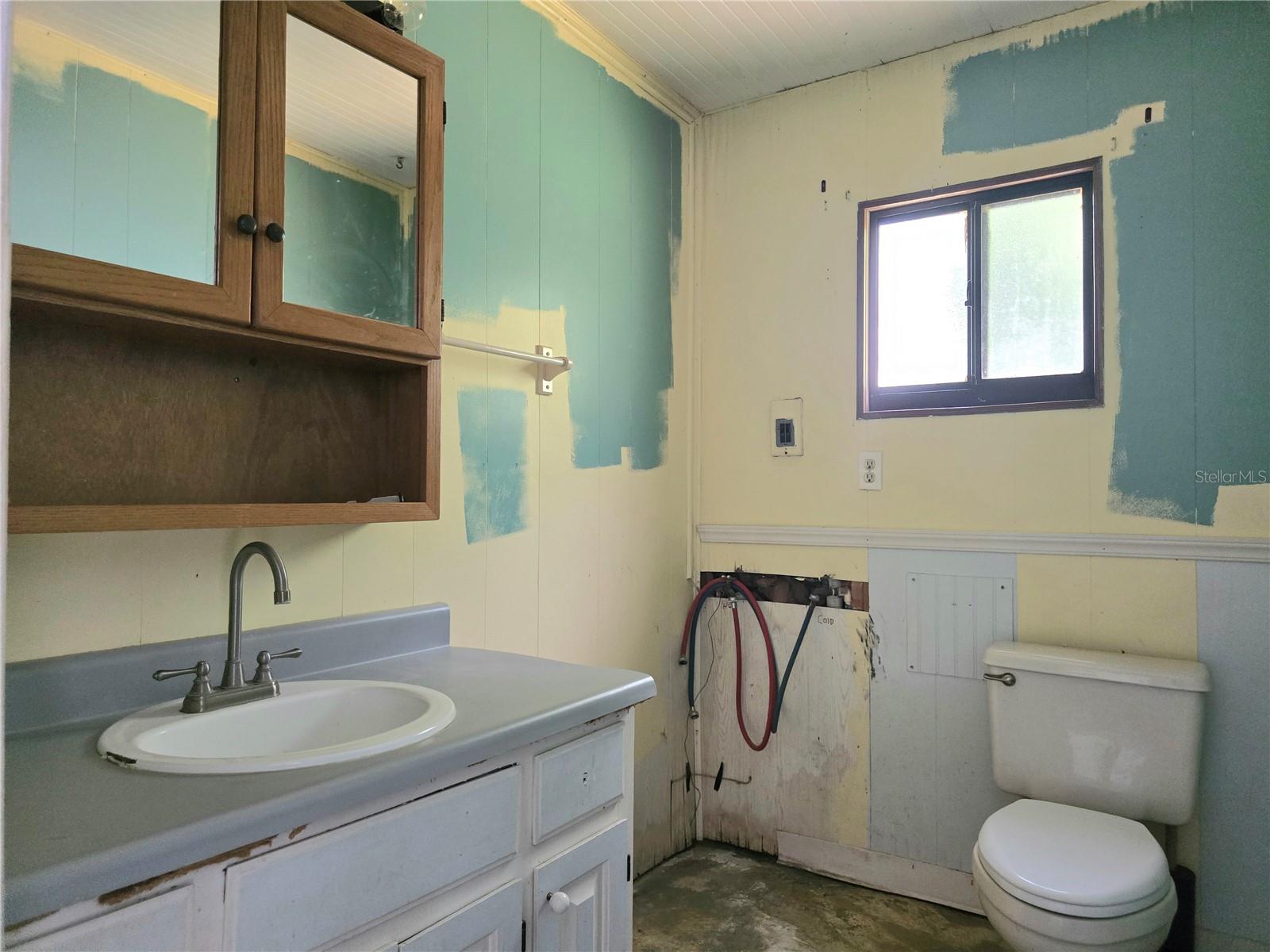 LAKE MARIANA ACRES - Residential