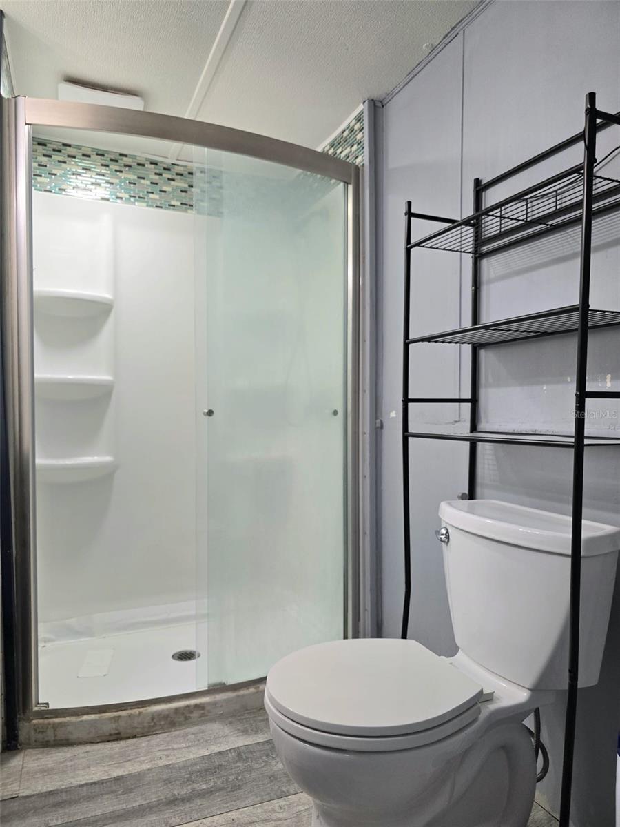 LAKE MARIANA ACRES - Residential