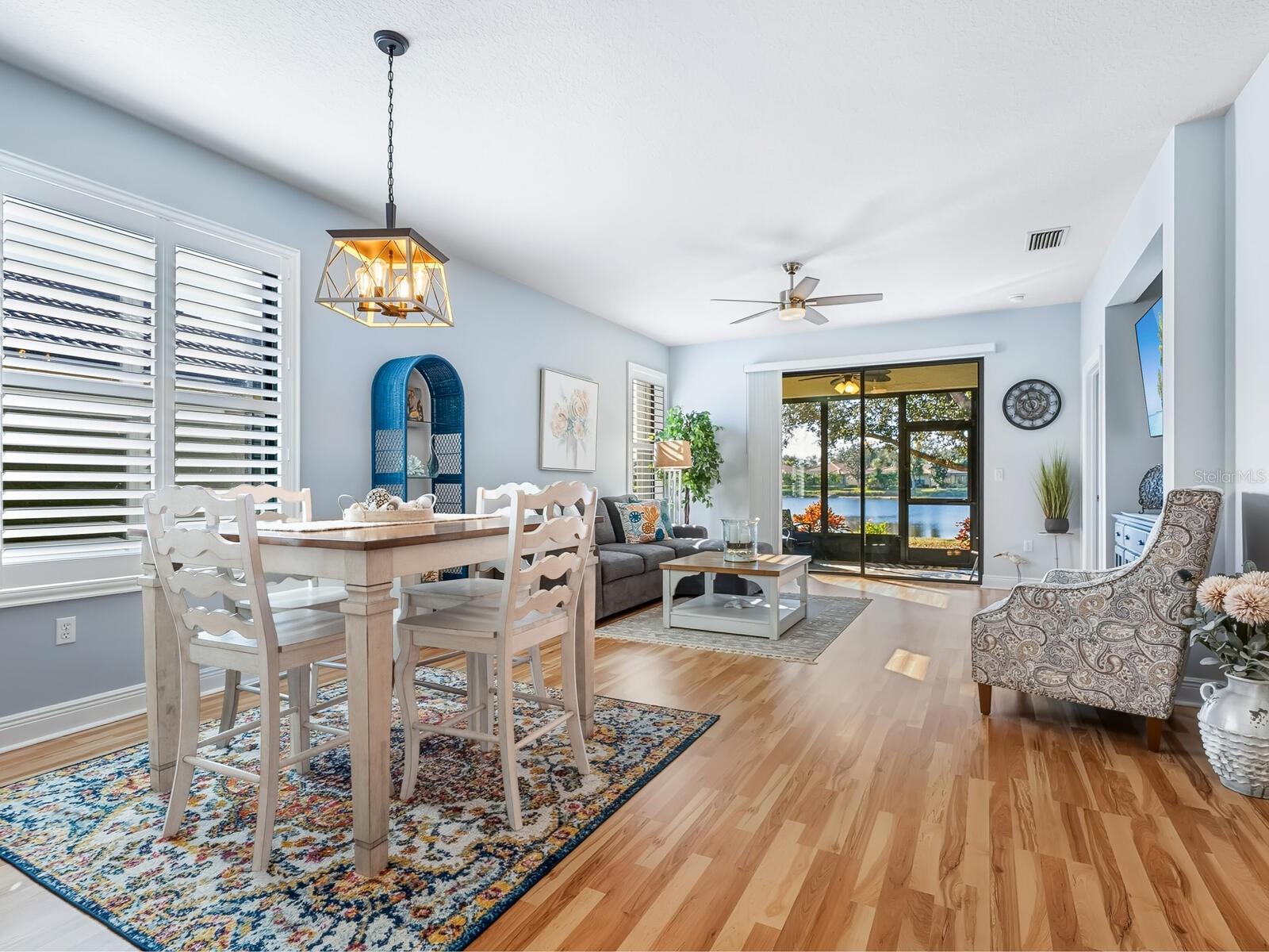 VENETIAN FALLS PH 3 - Residential