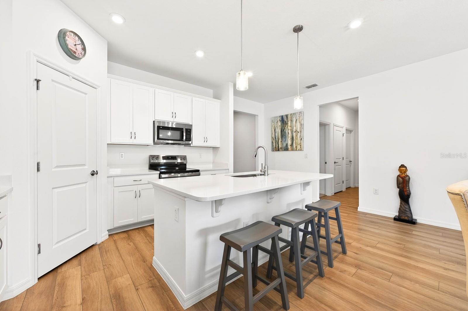 1814 LATTICE WAY