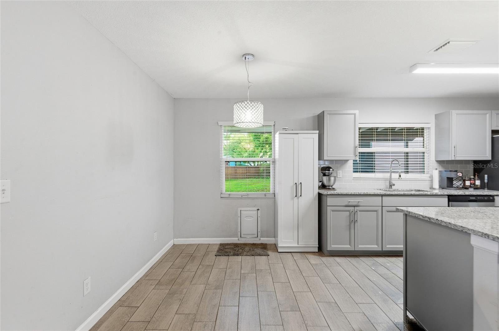 BREEZEWOOD - Residential