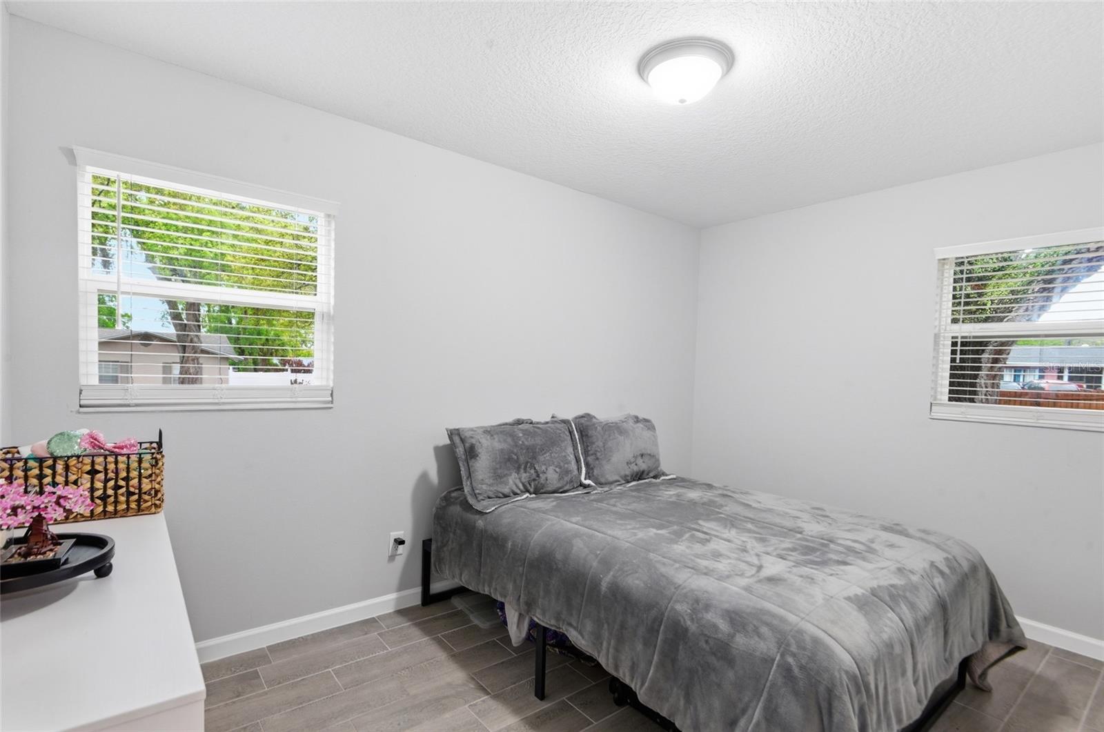 BREEZEWOOD - Residential