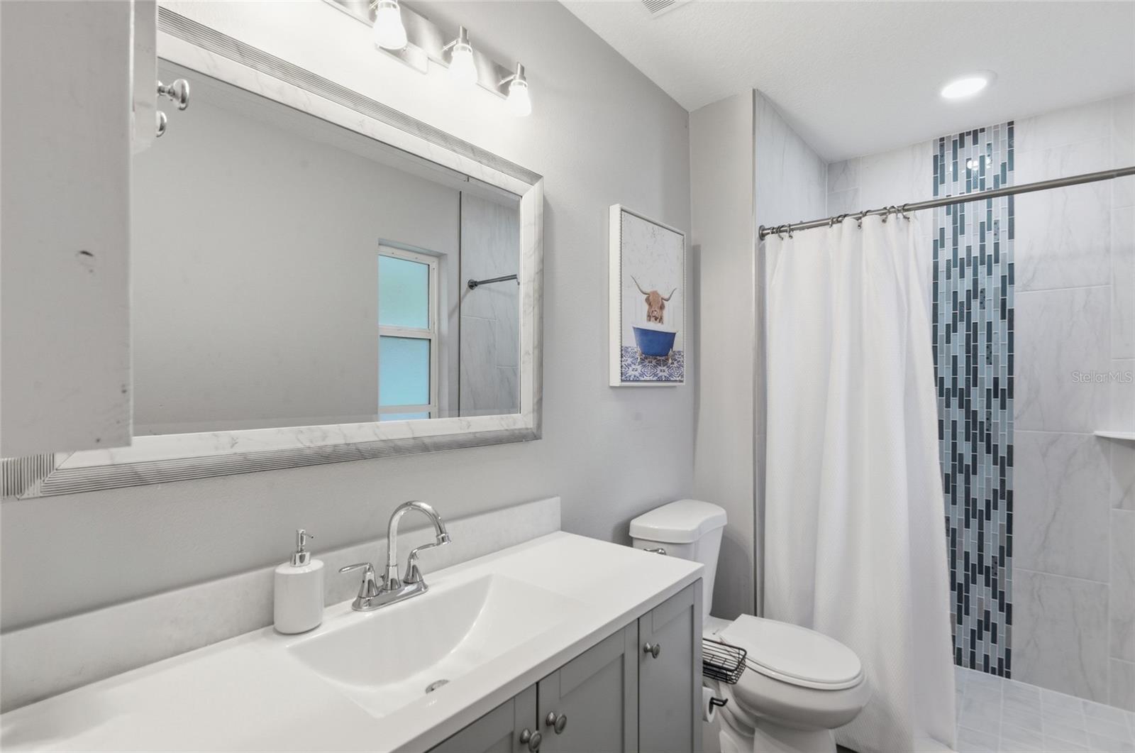 BREEZEWOOD - Residential