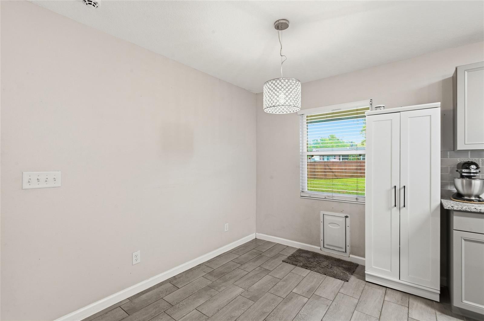 BREEZEWOOD - Residential