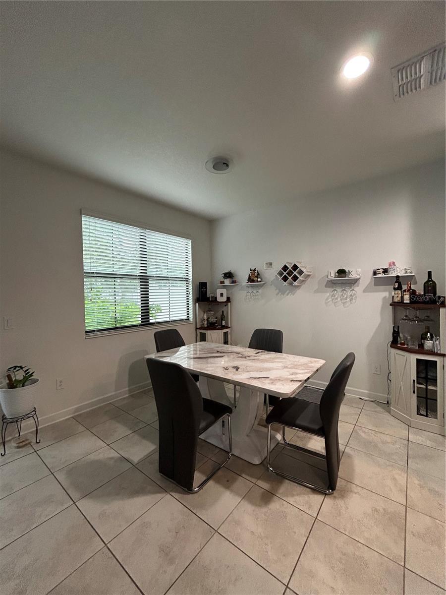 TRAILS/MOSS PARK - Residential Lease