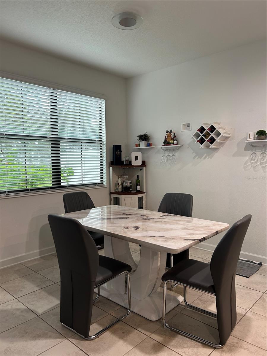 TRAILS/MOSS PARK - Residential Lease