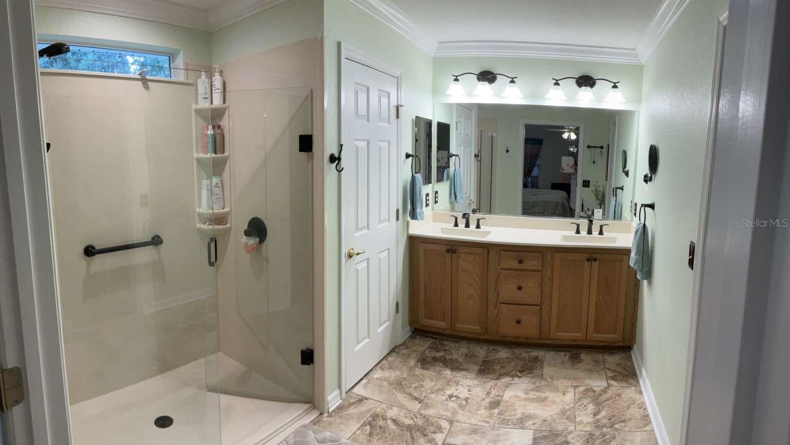 SPRUCE CRK CC OLYMPIA - Residential