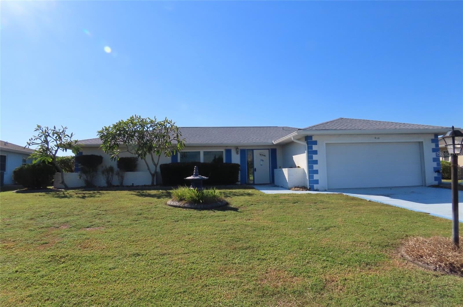 910 EL RANCHO DRIVE
