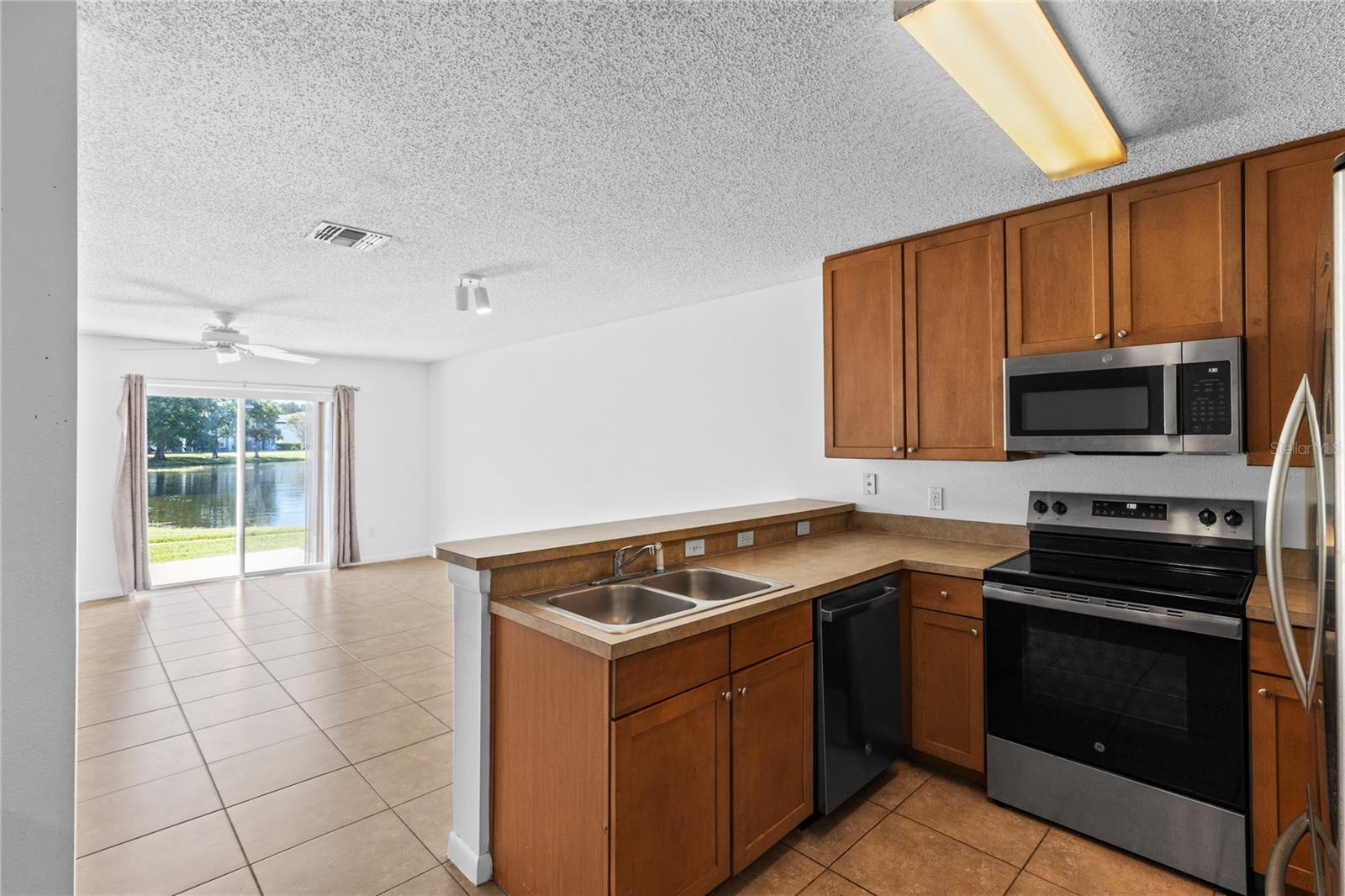 12916 LEXINGTON SUMMIT STREET