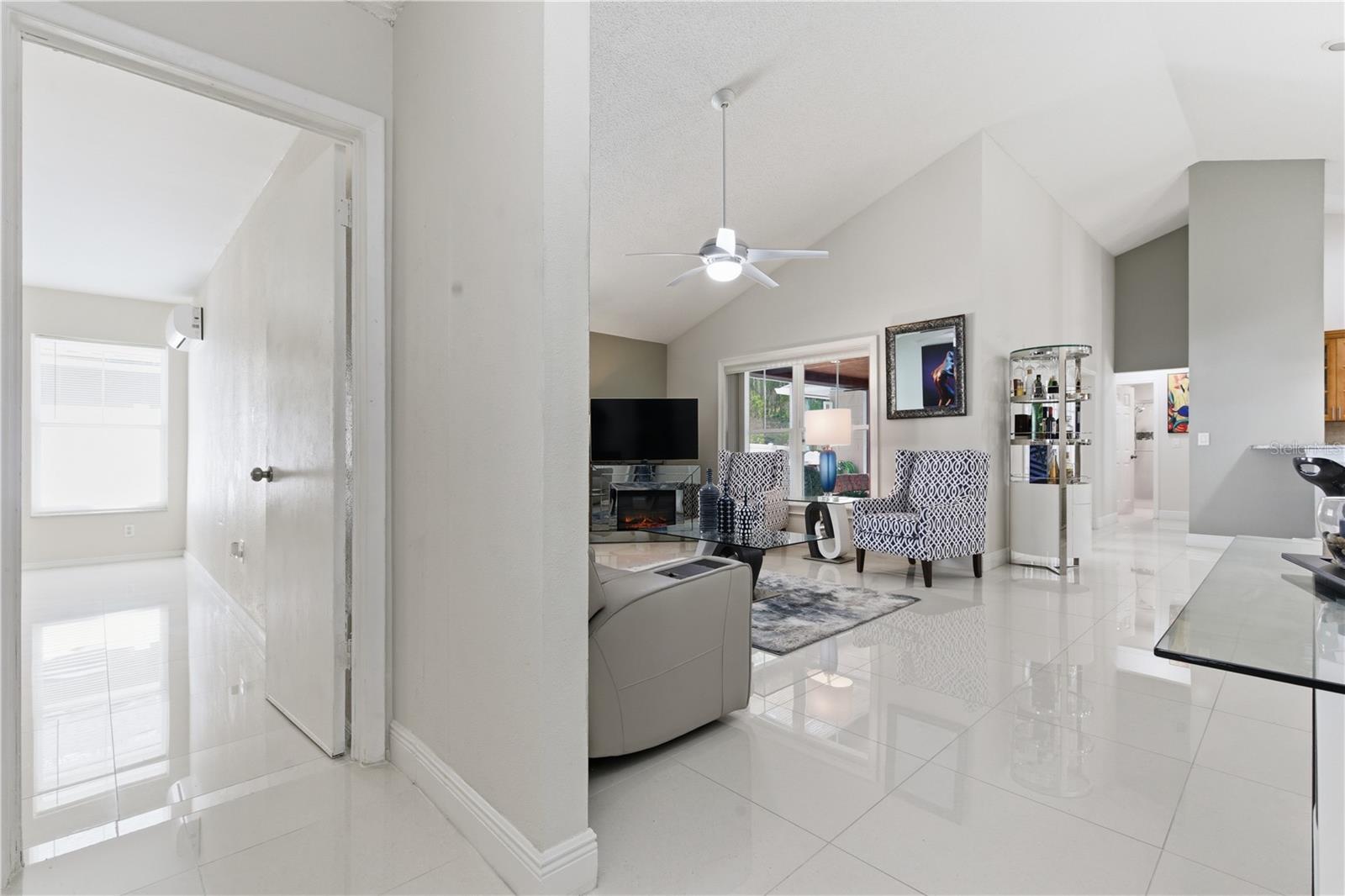 CEDAR CREEK AT COUNTRY RUN PHA - Residential