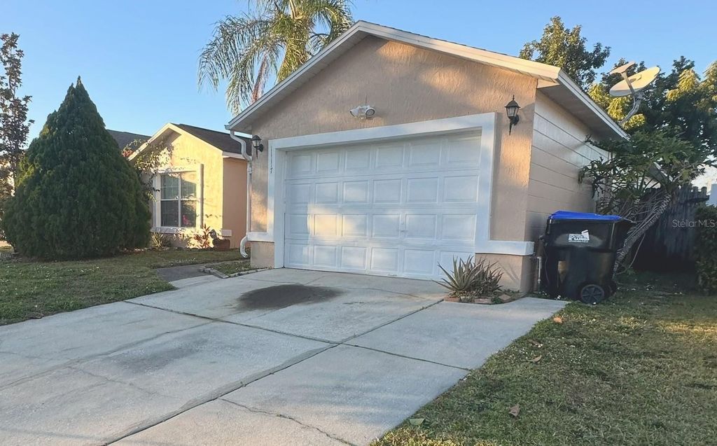 Photo of 11117 Huxley Avenue, Orlando, FL 32837 (MLS # S5141974)