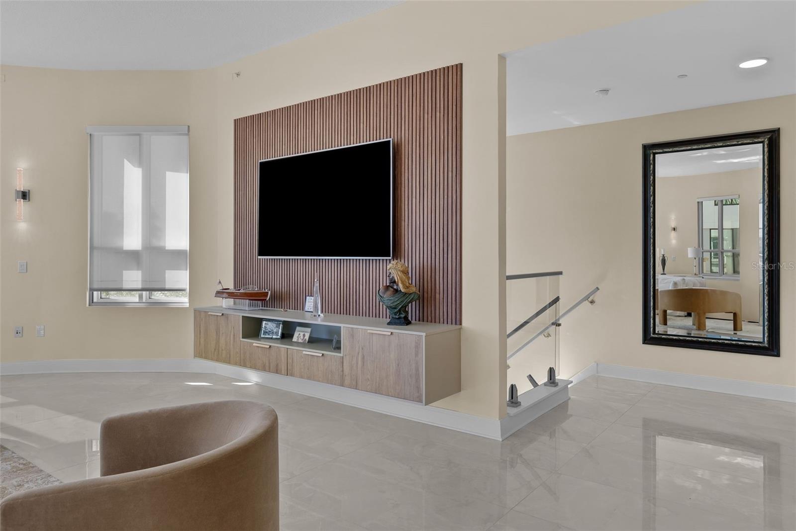 THE PLAZA HARBOUR ISLAND A CON - Residential