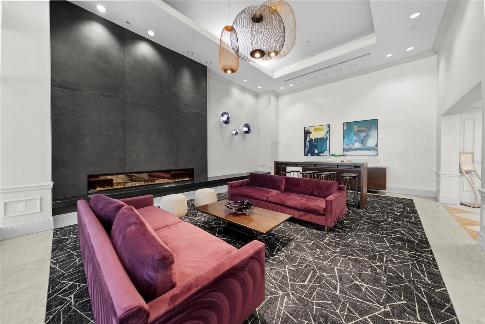 450 KNIGHTS RUN AVENUE 405