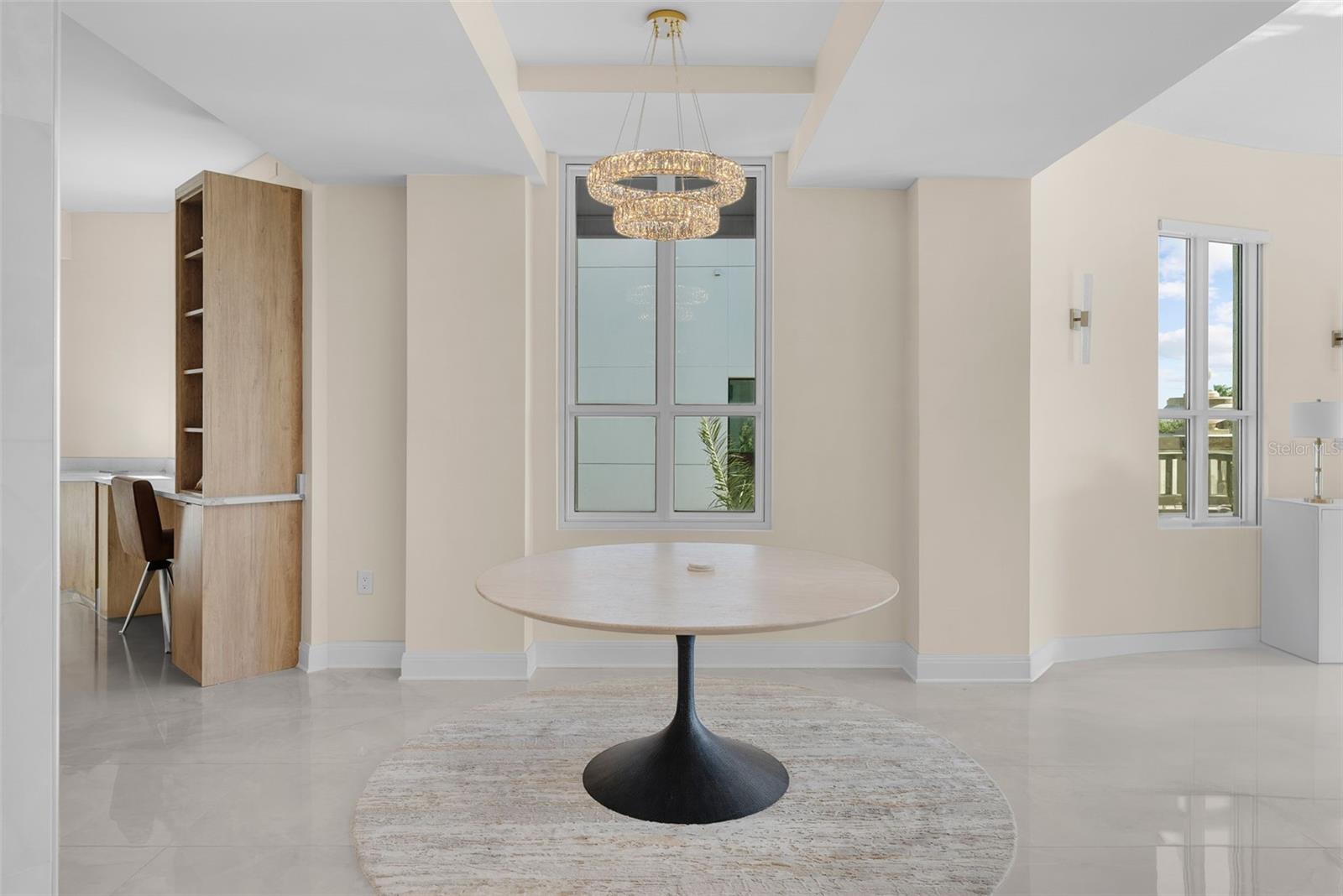 THE PLAZA HARBOUR ISLAND A CON - Residential