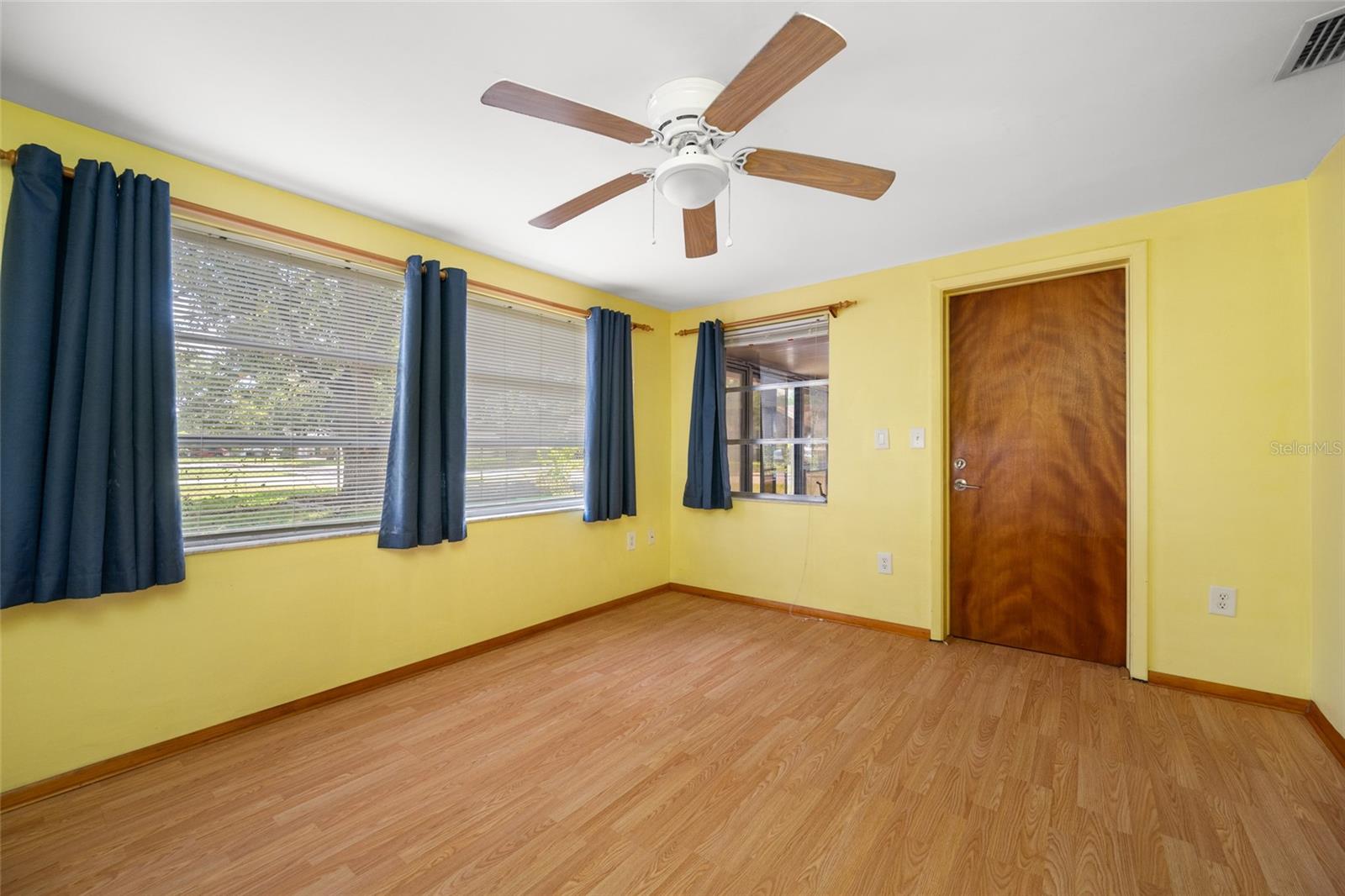 BEACON WOODS VILLAGE - Residential
