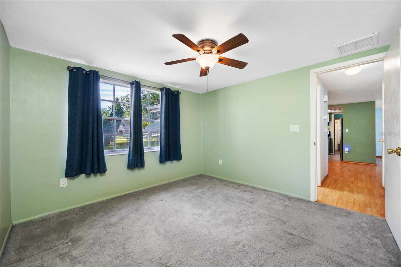 BEACON WOODS VILLAGE - Residential
