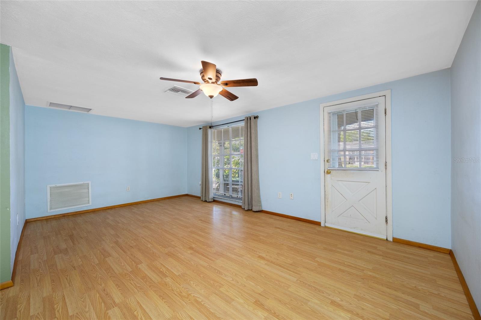 BEACON WOODS VILLAGE - Residential