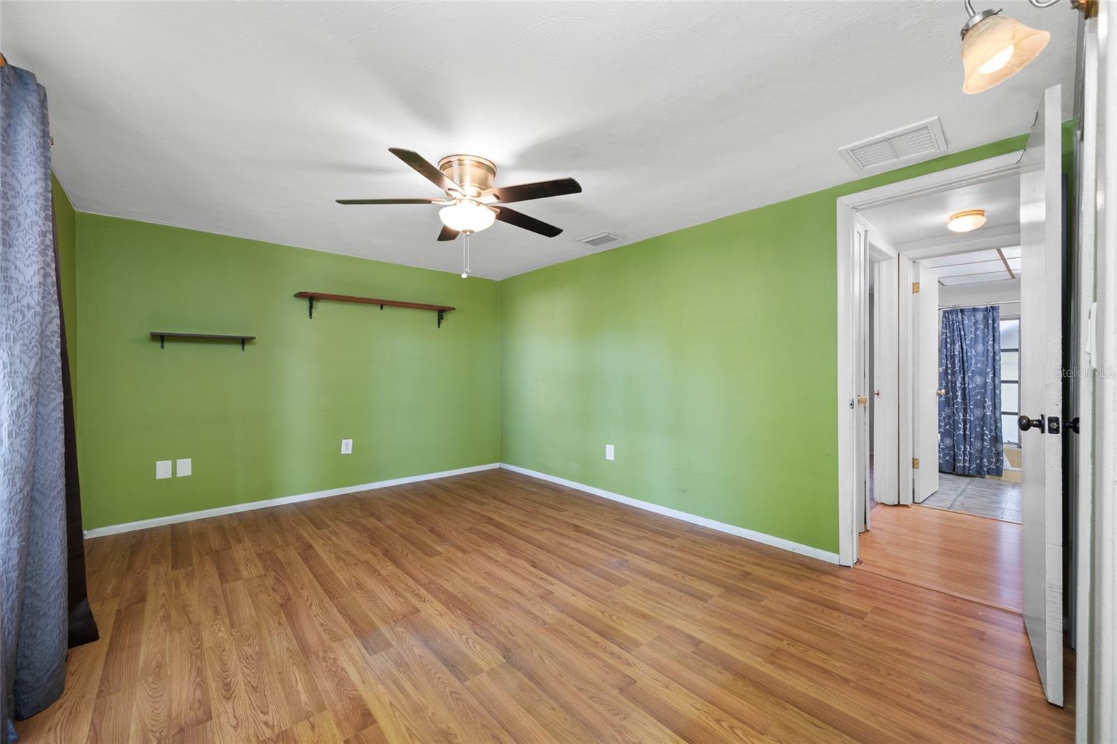 BEACON WOODS VILLAGE - Residential