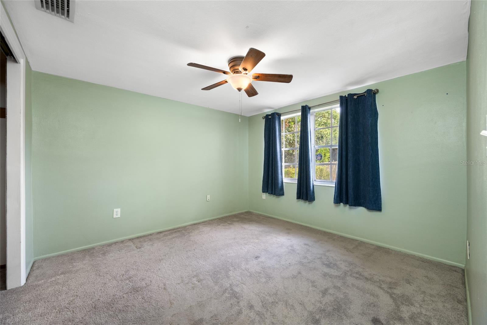 BEACON WOODS VILLAGE - Residential