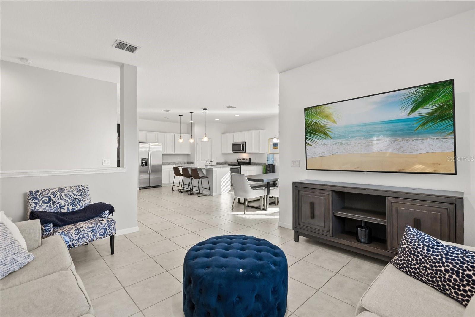 RIDGE/HLND MDWS - Residential